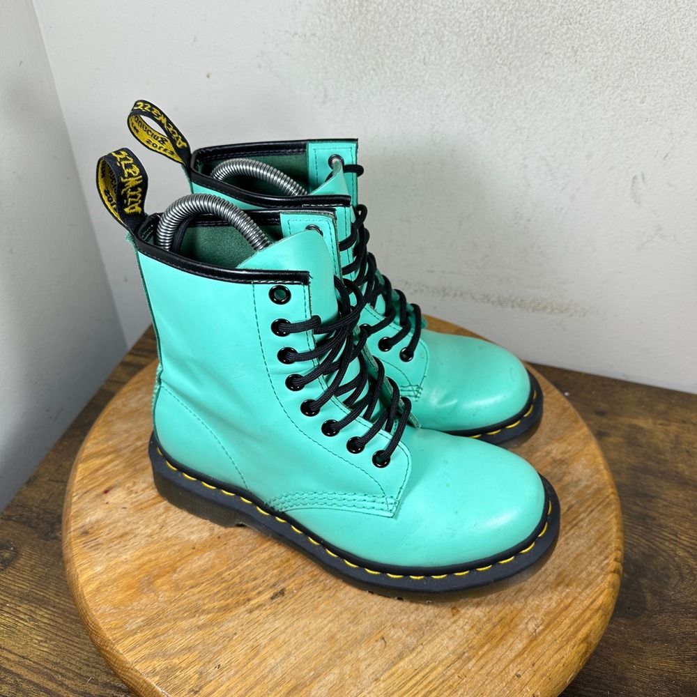 Dr. Martens 1460 Peppermint Green Leather 8-Eye Combat Boots Womens 5 UK 3